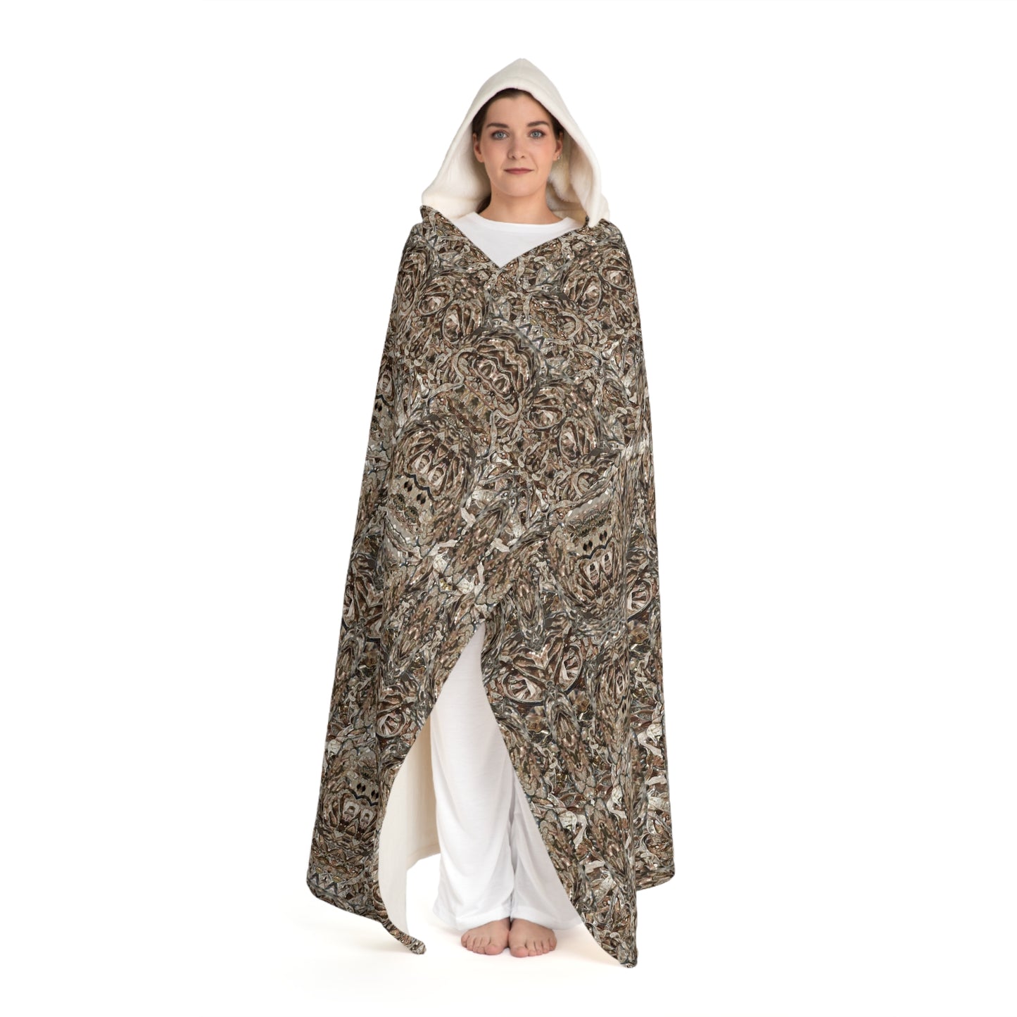 Cream Hooded Sherpa Fleece Blanket (Samhain Dream Thaw 7 of 15 Septem ex Quindecim) RJSTHw2023 RJS